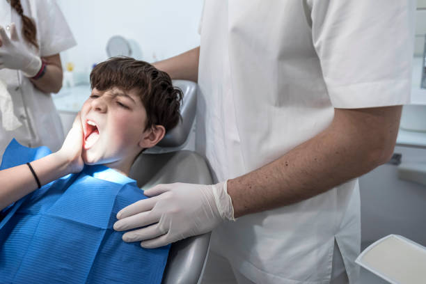 Emergency Gum Pain Relief in AR